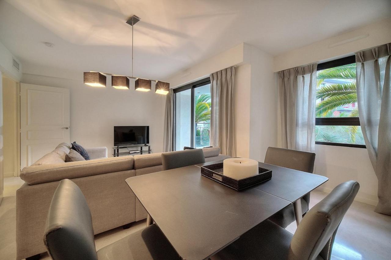 Carlton Riviera Кан Екстериор снимка