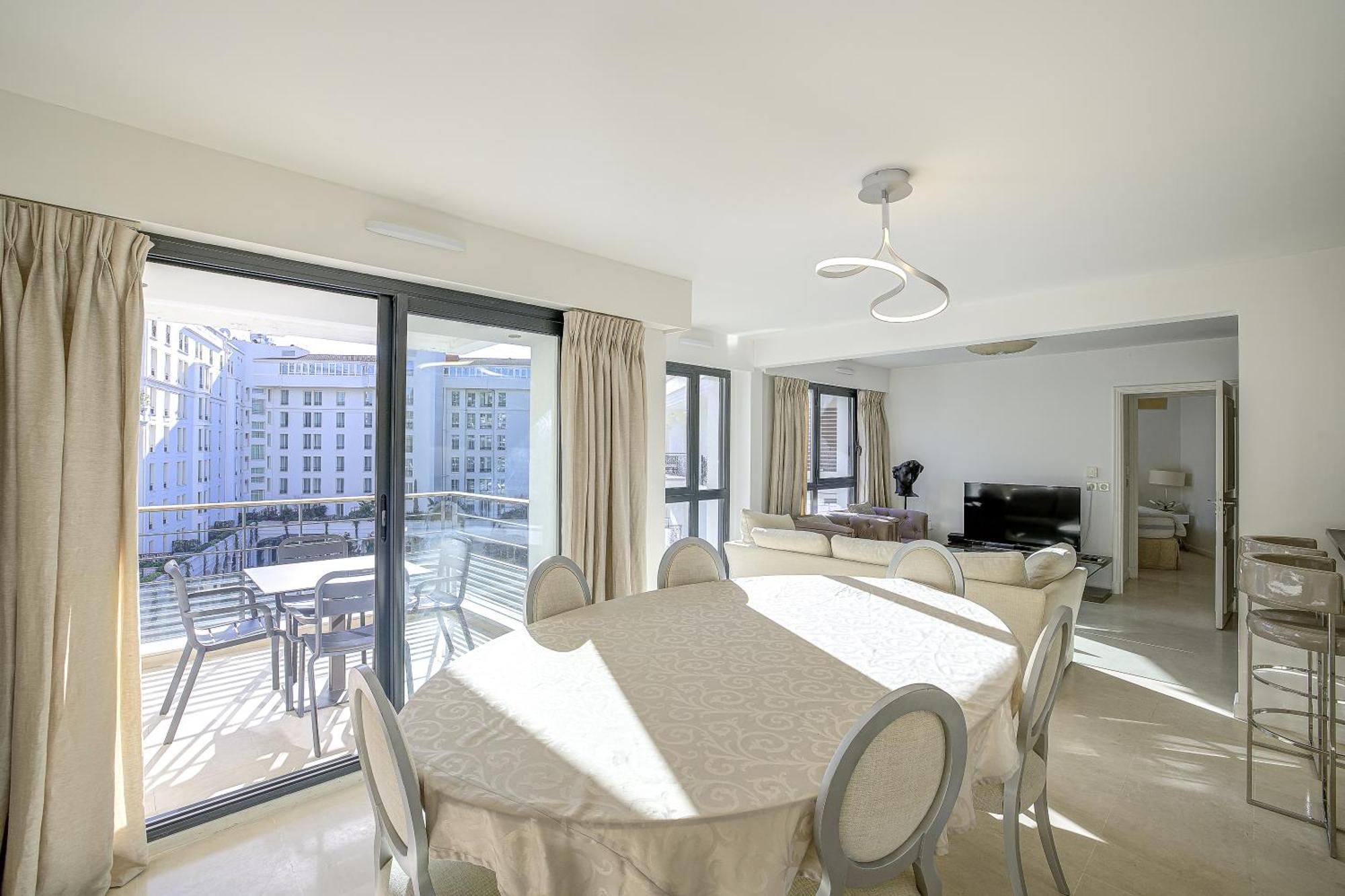 Carlton Riviera Кан Екстериор снимка