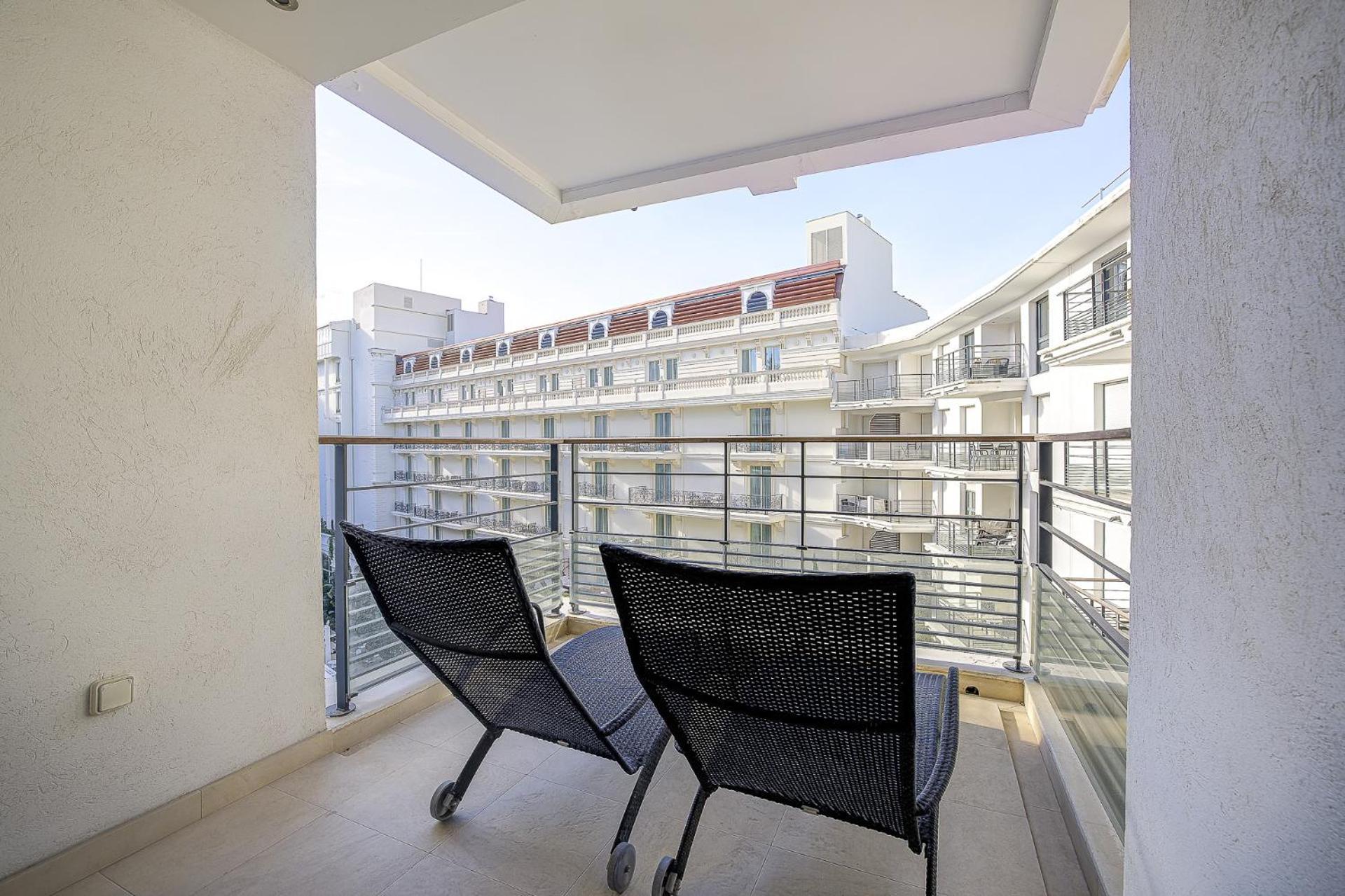 Carlton Riviera Кан Стая снимка